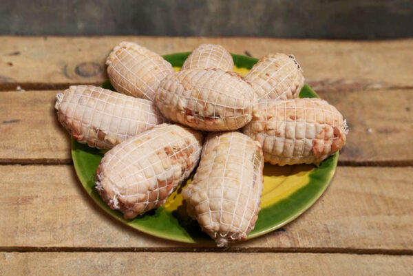 Foto de muslos de pollo con setas rellenas de gambas - Lo cistell